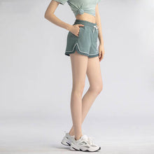 Load image into Gallery viewer, Women Yoga Gym Shorts with Liner