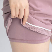 Load image into Gallery viewer, Women Yoga Gym Shorts with Liner